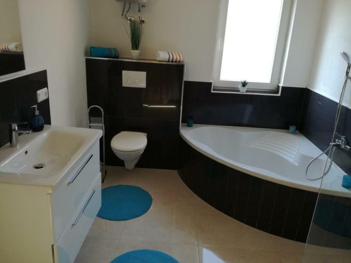 Apartman Adriatic Trogir Kültér fotó